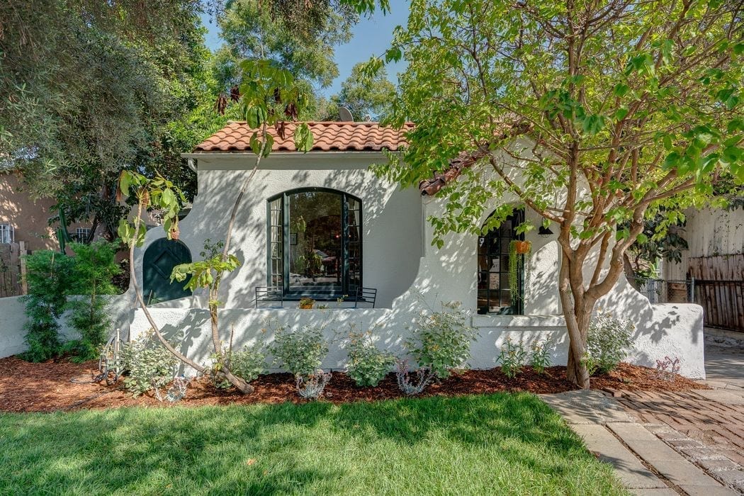 Updated Vintage Bungalow in Silver Lake for Under 1M Ben Lee
